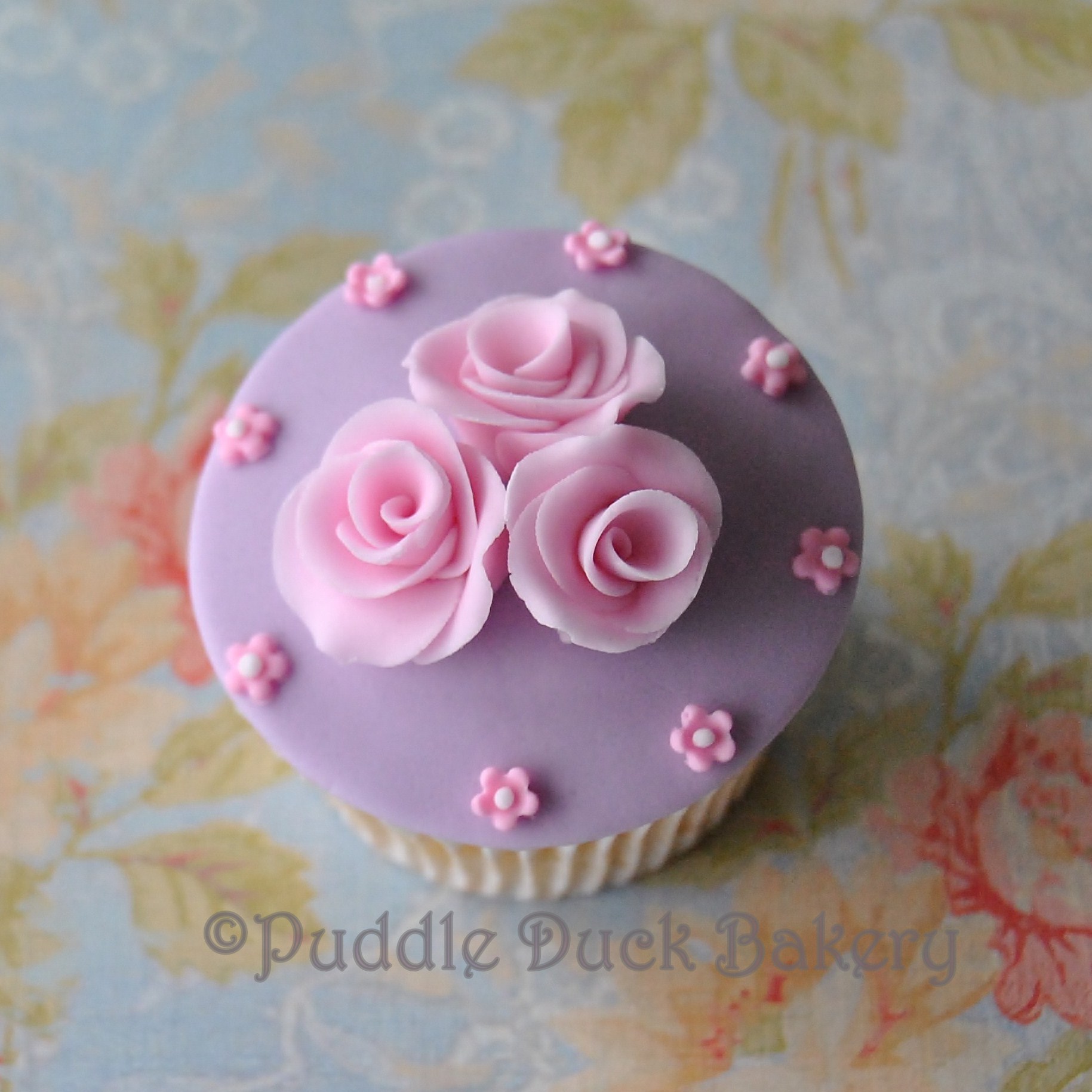 Beautiful flowers on a cupcake